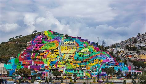 Au Mexique, une gigantesque oeuvre de street-art égaie une favela