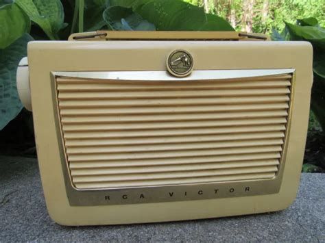 RARE TUBE RADIO vintage portable RCA VICTOR 6-BX-6 NO CRACK OR CHIPS! $69.99 - PicClick