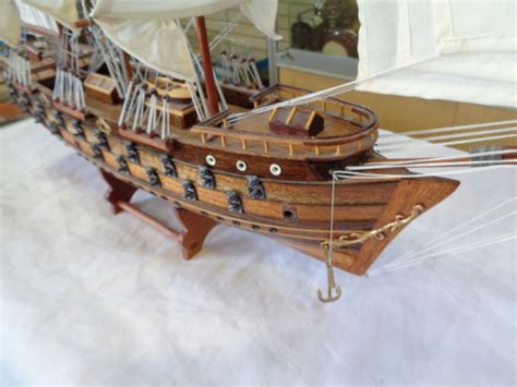 PIRATE SHIP WOODEN MODEL