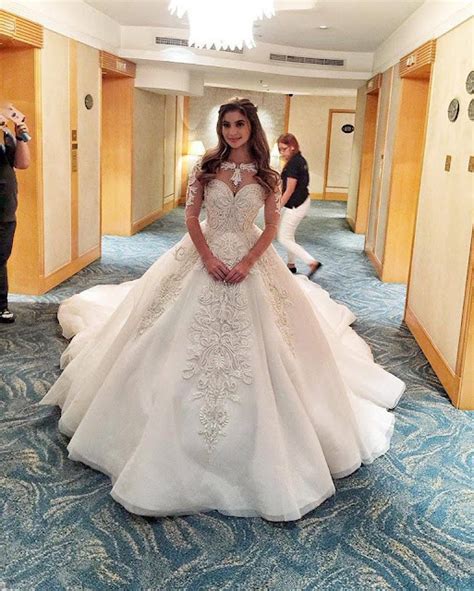 LOOK! Anne Curtis Lets Her Fans See Her Wedding Dress For Her Upcoming ...