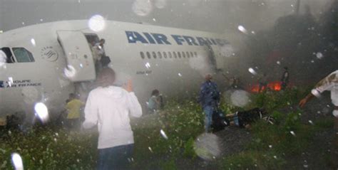 Crash of an Airbus A340-313X in Toronto | Bureau of Aircraft Accidents Archives