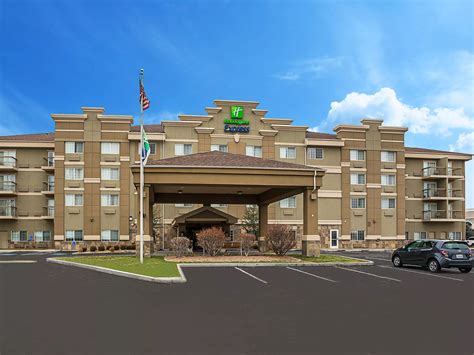 Hotel in Layton, Utah North of Salt Lake City | Holiday Inn Express Layton-I-15