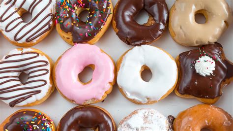 Why Dunkin's Donuts Taste Different At Every Store, According To Staff