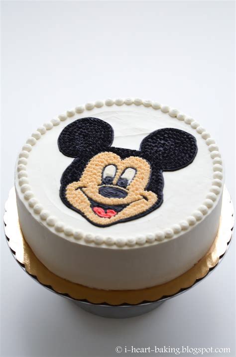 i heart baking!: mickey mouse face birthday cake