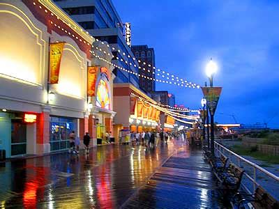 Atlantic-City-Wet-Boardwalk | The first boardwalk was built … | Flickr