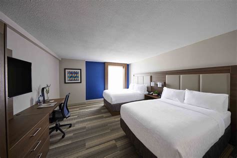 Holiday Inn Express Nashville Downtown Conf Ctr, an IHG Hotel Nashville ...