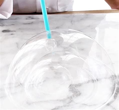 AWESOME BUBBLE SCIENCE EXPERIMENT WITH KIDS - hello, Wonderful