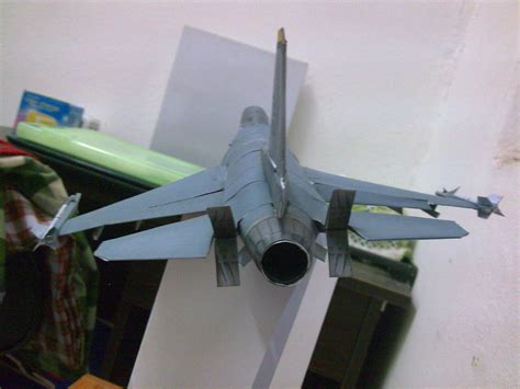 Zulhusni Paper Models: F-16C Fighting Falcon