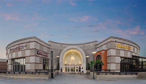 Menlo Park Mall - Shopping Centers & Malls Edison New Jersey