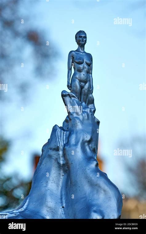 mary wollstonecraft statue Newington Green London Stock Photo - Alamy