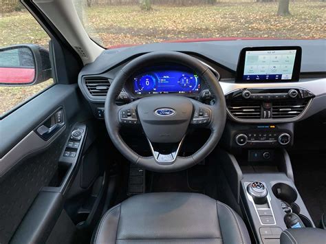 2020 Ford Escape Hybrid Review - It's Actually Pretty Good - Daily Motor