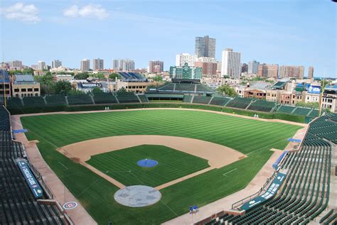 Wrigley Field tour | Looking at the field from the print pre… | The West End | Flickr