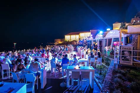 Banje Beach Night Club | Nightlife | Dubrovnik