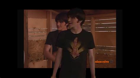 Drake and Josh stuck in a treehouse - YouTube