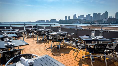 Best Waterfront Restaurants Boston: Seafood with Views