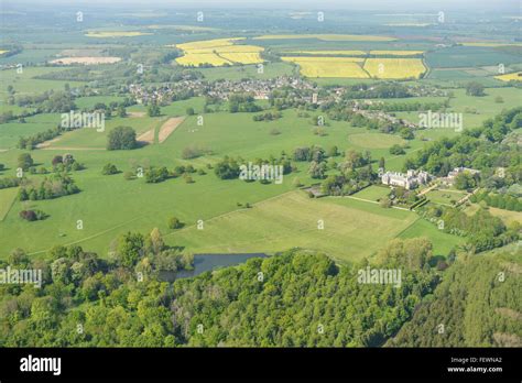 Elton views hi-res stock photography and images - Alamy