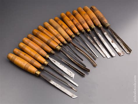 Sixteen Fine ADDIS Carving Chisels - 86896 – Jim Bode Tools