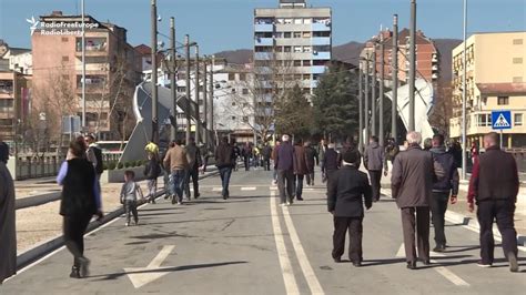 EU Foreign-Policy Chief Visits Mitrovica Bridge