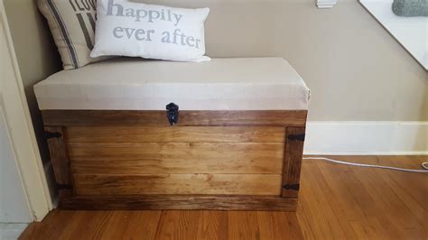 Blanket chest + bench. Got practice upholstering. : r/woodworking