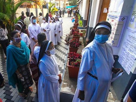 Kerala Assembly elections: 52.41% polling in state by 2 pm amid Covid ...