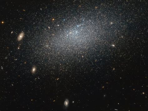 A mysterious solitary galaxy in Ursa Major – Astronomy Now