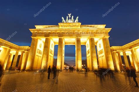 Brandenburg gate at night Stock Photo by ©sborisov 11854584