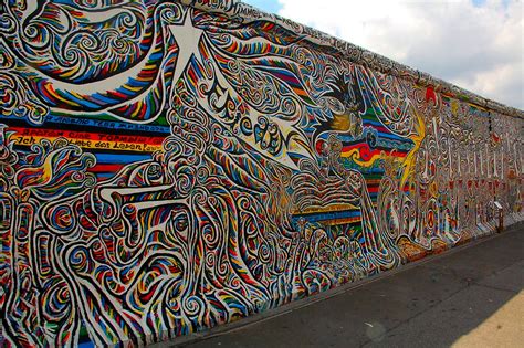 East Side Gallery (Berlin Wall) | Voyage berlin, Berlin, Voyage enfant