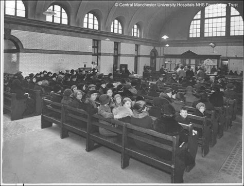 Manchester-royal-infirmary-outpatients-department-1948 | Manchester uk ...