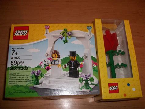 New LEGO Minifigure Wedding Favor Set (40165) Found - The Brick Fan