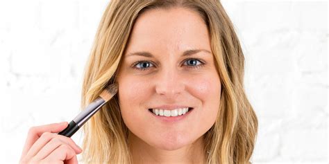 Here's How To Actually Conceal A Blemish | HuffPost