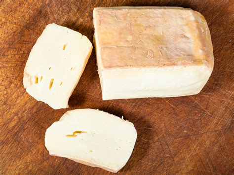 Tastiest Types of Italian Cheese for Your Next Staycation in Italy