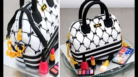 How To Make a Fashion HANDBAG Cake by Cakes StepbyStep | Racer.lt