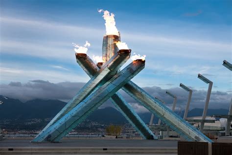 The 2010 Olympic Cauldron, both a powerful image for the 2010 Vancouver ...