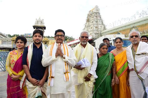 TDP MP Murali Mohan prays at Tirumala – Tirumala Updates