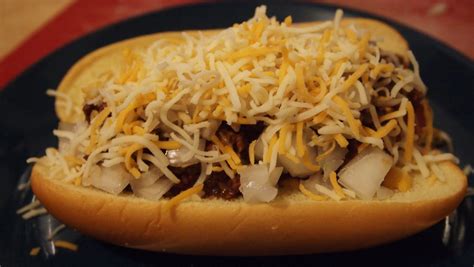 Things I Put In My Mouth: keith's Skyline Chili & Chili Dog