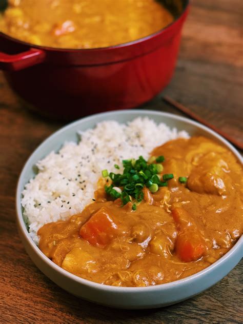 EXTRA CREAMY Japanese Chicken Curry - One-Pot Dinner - Tiffy Cooks