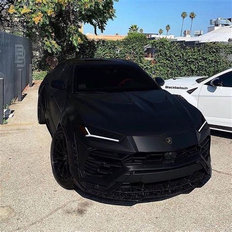 Blacked out Lamborghini Urus😎 Would you drive a car like this?🚗 Tag ...