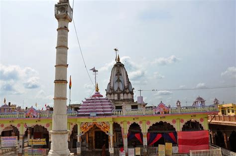 Tour India: Jain Temple at Tijara India