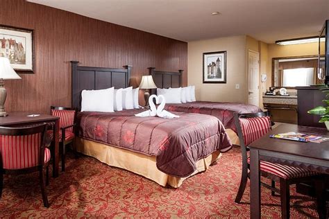 Castle Inn & Suites Rooms: Pictures & Reviews - Tripadvisor