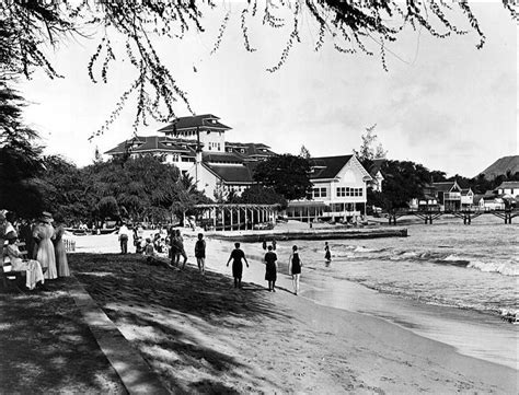 Moana Surfrider - 1920s. (This is the hotel we stayed in on Oahu...it ...