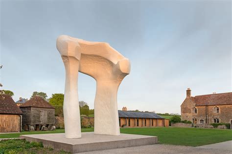 Henry Moore - Sculpture