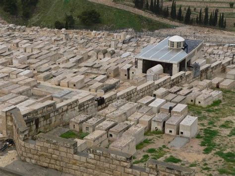 Mount of Olives Jewish Cemetery - Jerusalem