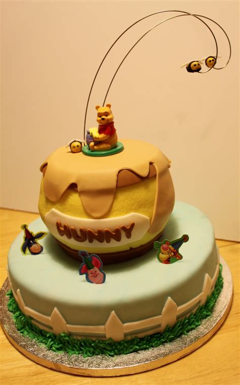 Pooh Bear Hunny Pot Cake - CakeCentral.com