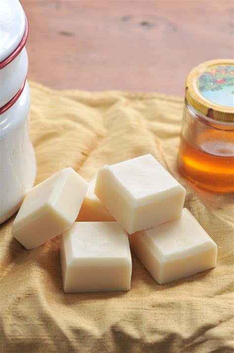 DIY: Make Your Own Super Easy Honey Soap - Kiku Corner