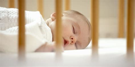 Crib Mattress Safety Tips - MedMattress.com