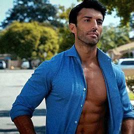 Justin Baldoni as Raphael from Jane the Virgin | Justin baldoni, Jane ...