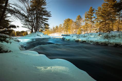 5 Winter Hikes To Try This Weekend in Southern Ontario - Landsby