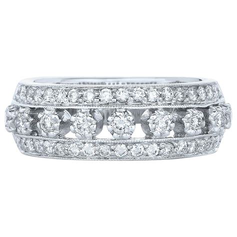 Kwiat Diamond Ring from the Entwine Collection in 18 Karat White Gold ...