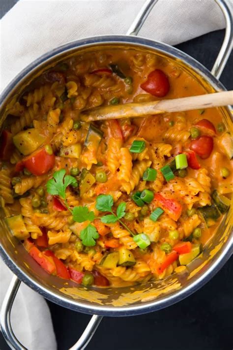 18 Vegetarian One-Pot Pasta Recipes for Busy Weeknights