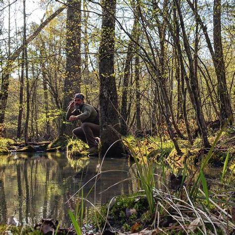 Atlatl hunting for frogs. | School survival, Survival, Hunting